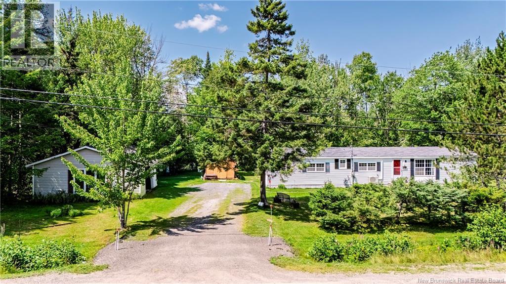 9 Maple Leaf Drive, Lincoln