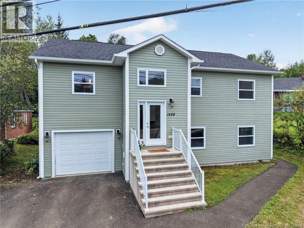 1528 Lincoln Road, Fredericton