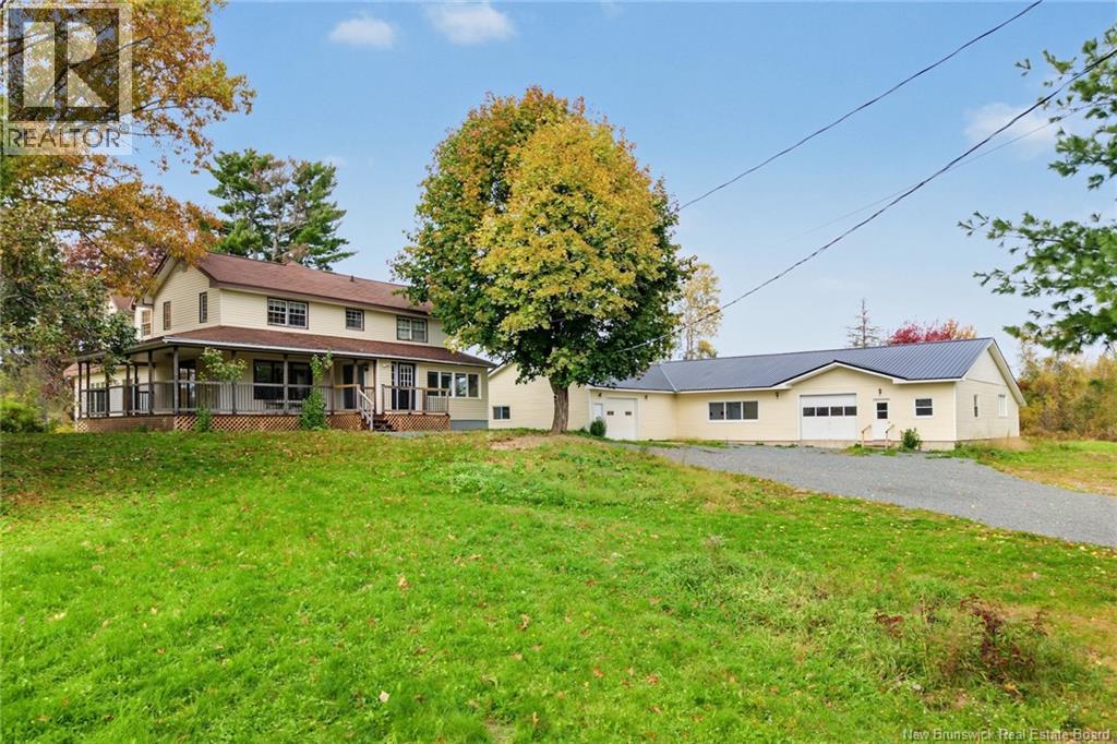 1122 Route 655, Waasis