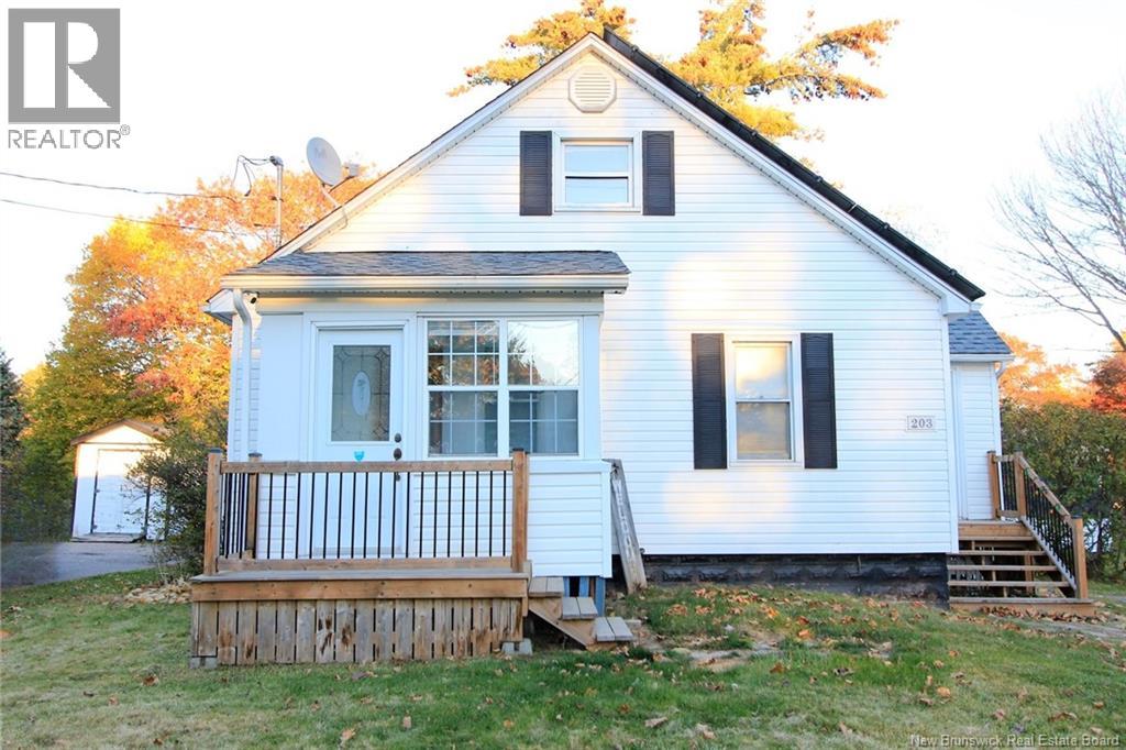 203 McNeill Avenue, Fredericton