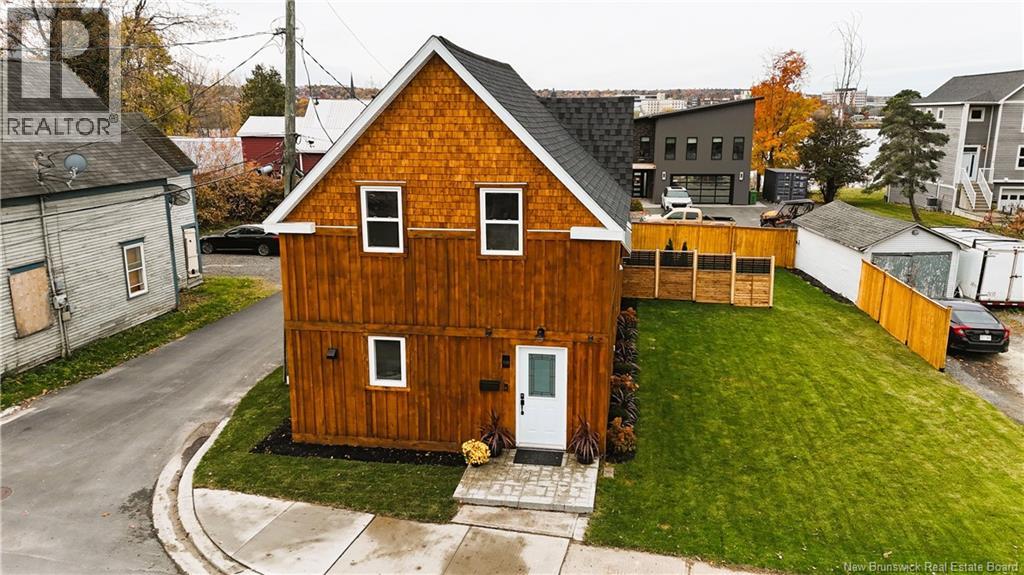 728 Union Street, Fredericton