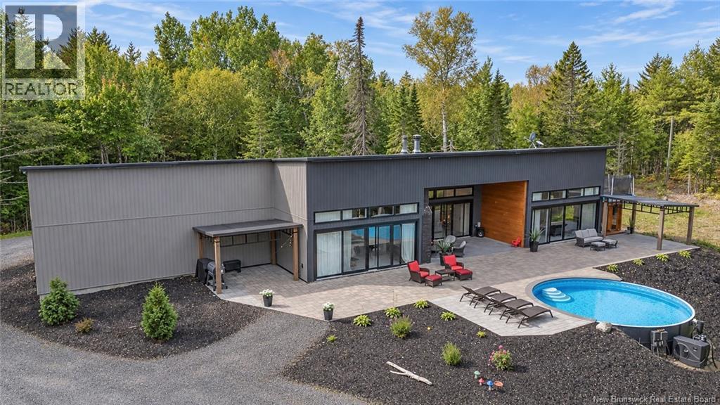 55 Clearbrook Drive, Charters Settlement