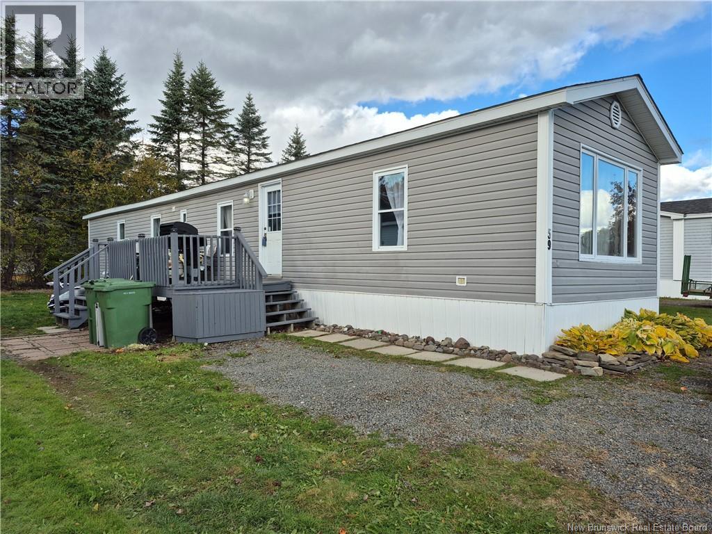 59 Tamarack Drive, Lincoln